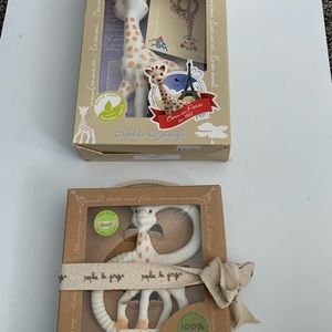 Sophie Giraffe Baby gift set.